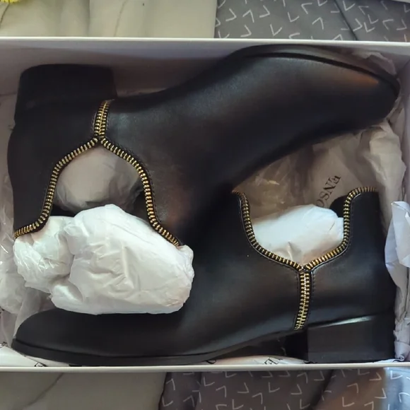 NWT SENSO Black Leather Ankle Boots with Gold Trim – EU 38 – BNIB - Picture 10 of 10